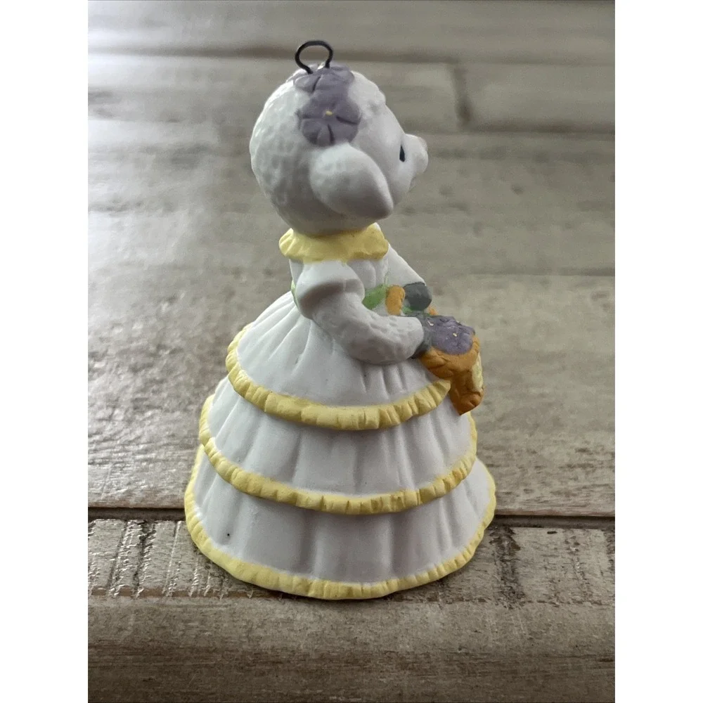 Hallmark Vintage Easter Ornaments Bells 1991 Lovely Lamb & 1992‎ Belle Bunny